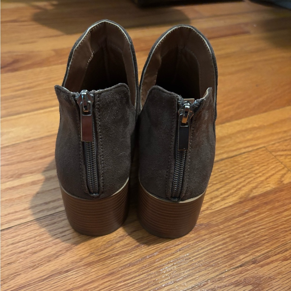 Heeled Booties - Picture 3 of 4
